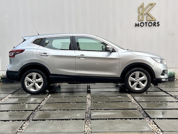 Used Nissan Qashqai 2017 for sale - 77375682: Photo