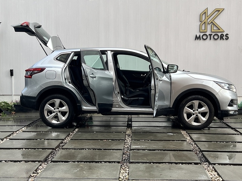 Used Nissan Qashqai 2017 for sale - 77375682: Photo 6