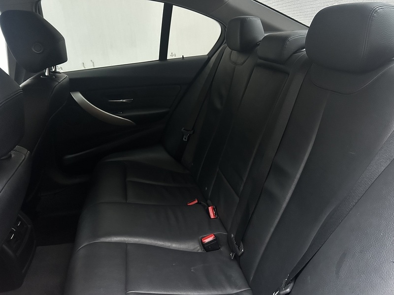 Used BMW 3 Series 2018 for sale - 77521616: Photo 30