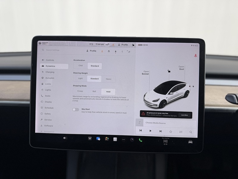 Used Tesla Model 3 2021 for sale - 76716132: Photo 28