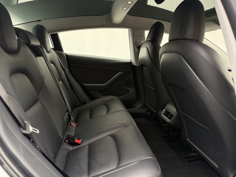 Used Tesla Model 3 2021 for sale - 76716132: Photo 6