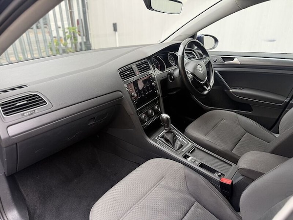 Used Volkswagen Golf 2017 for sale - 76263825: Photo 20