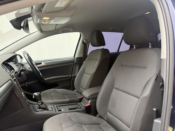 Used Volkswagen Golf 2017 for sale - 76263825: Photo 22