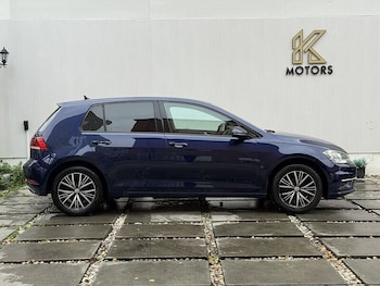 Used Volkswagen Golf 2017 for sale - 76263825: Photo 4