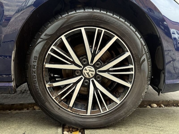 Used Volkswagen Golf 2017 for sale - 76263825: Photo 6