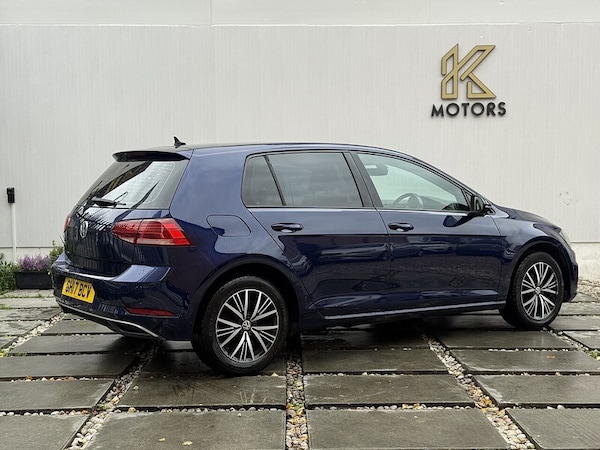 Used Volkswagen Golf 2017 for sale - 76263825: Photo 7