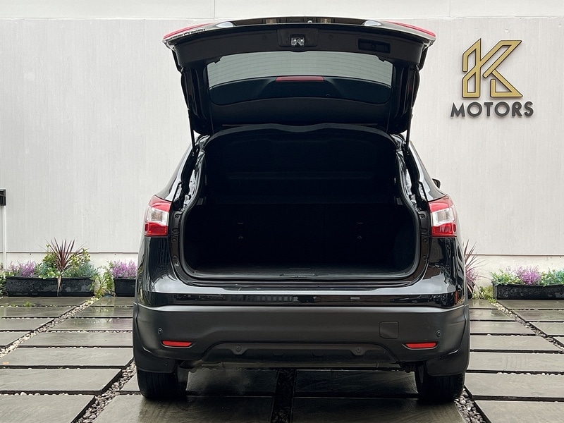 Used Nissan Qashqai 2016 for sale - 77053128: Photo 14