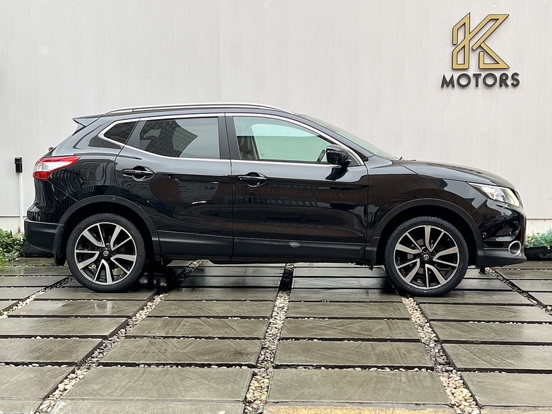 Used Nissan Qashqai 2016 for sale - 77053128: Photo 2