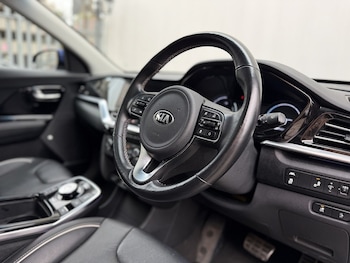 Used Kia Niro 2021 for sale - 76716116: Photo