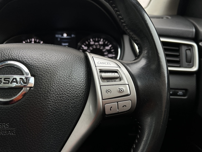 Used Nissan Qashqai 2017 for sale - 76986529: Photo 20