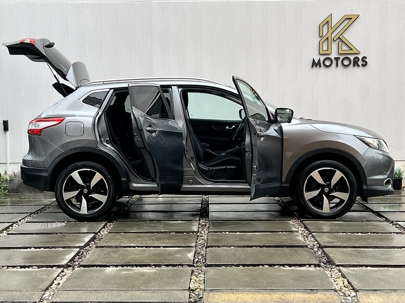 Used Nissan Qashqai 2017 for sale - 76986529: Photo 6