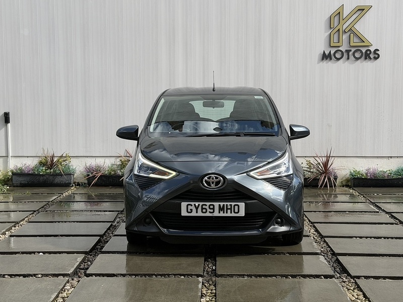 Used Toyota AYGO 2019 for sale - 78016582: Photo 2