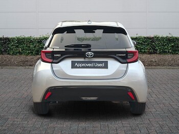 Used Toyota Yaris 2022 for sale - 77785674: Photo