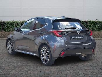 Used Toyota Yaris 2021 for sale - 79293331: Photo