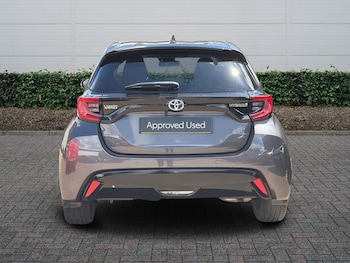 Used Toyota Yaris 2021 for sale - 79293331: Photo