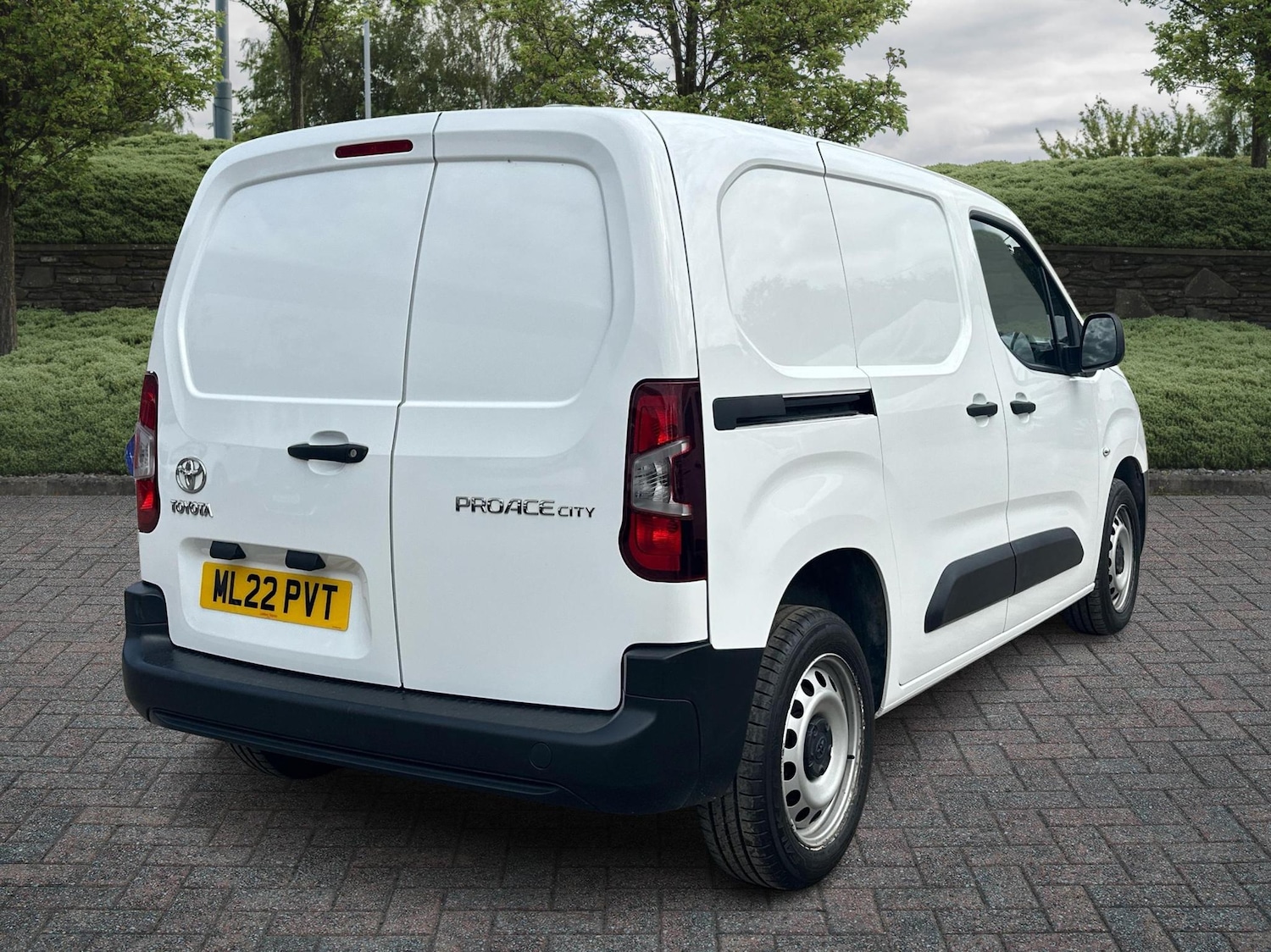 Used Toyota ProAce 2022 for sale - 76434228: Photo 2