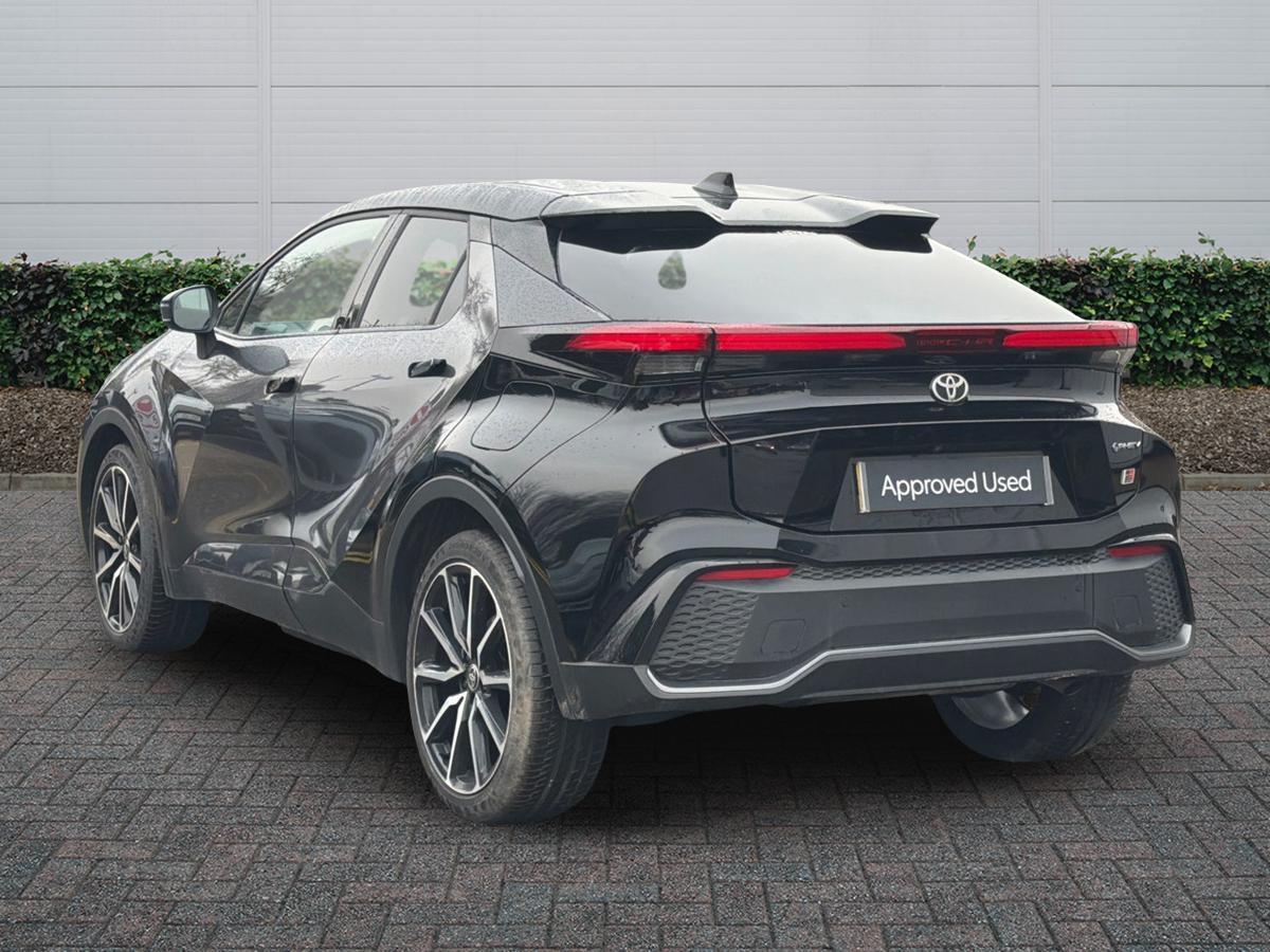 Used Toyota C-HR 2024 for sale - 76716780: Photo 2