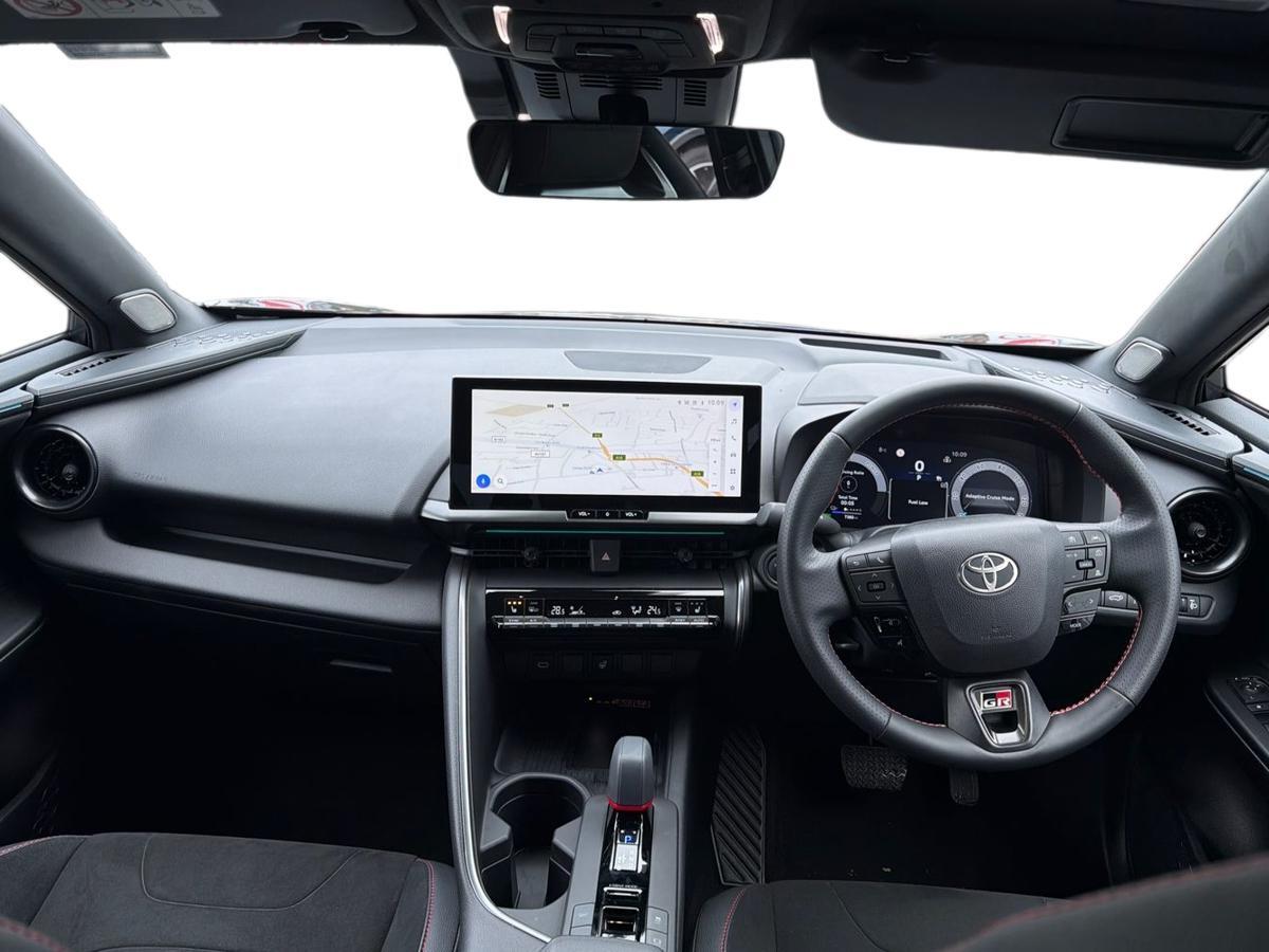 Used Toyota C-HR 2024 for sale - 76716780: Photo 8