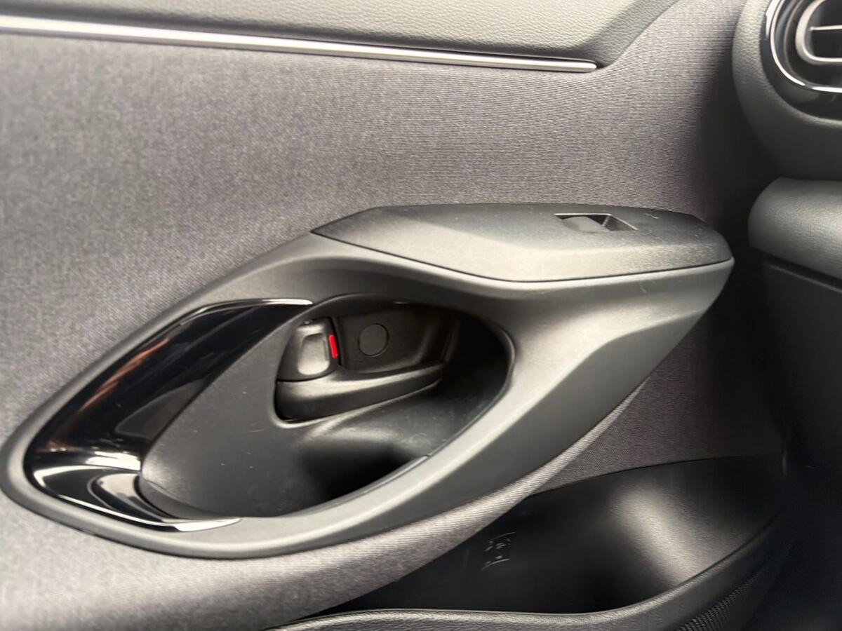 Used Toyota Yaris 2024 for sale - 78049078: Photo 20