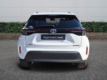 Used Toyota Yaris 2023 for sale - 77910673: Photo