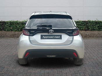 Used Toyota Yaris 2023 for sale - 78418242: Photo