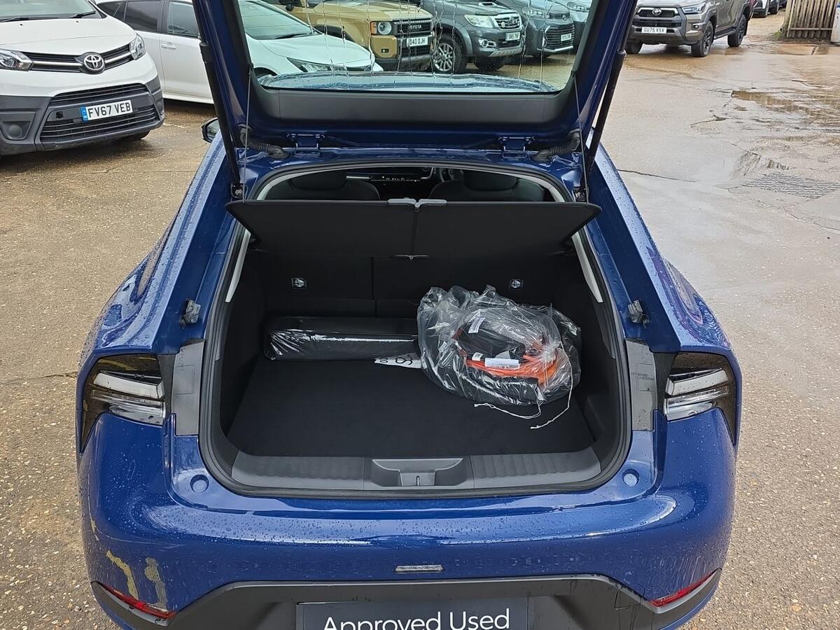 Used Toyota Prius 2025 for sale - 77512170: Photo 10