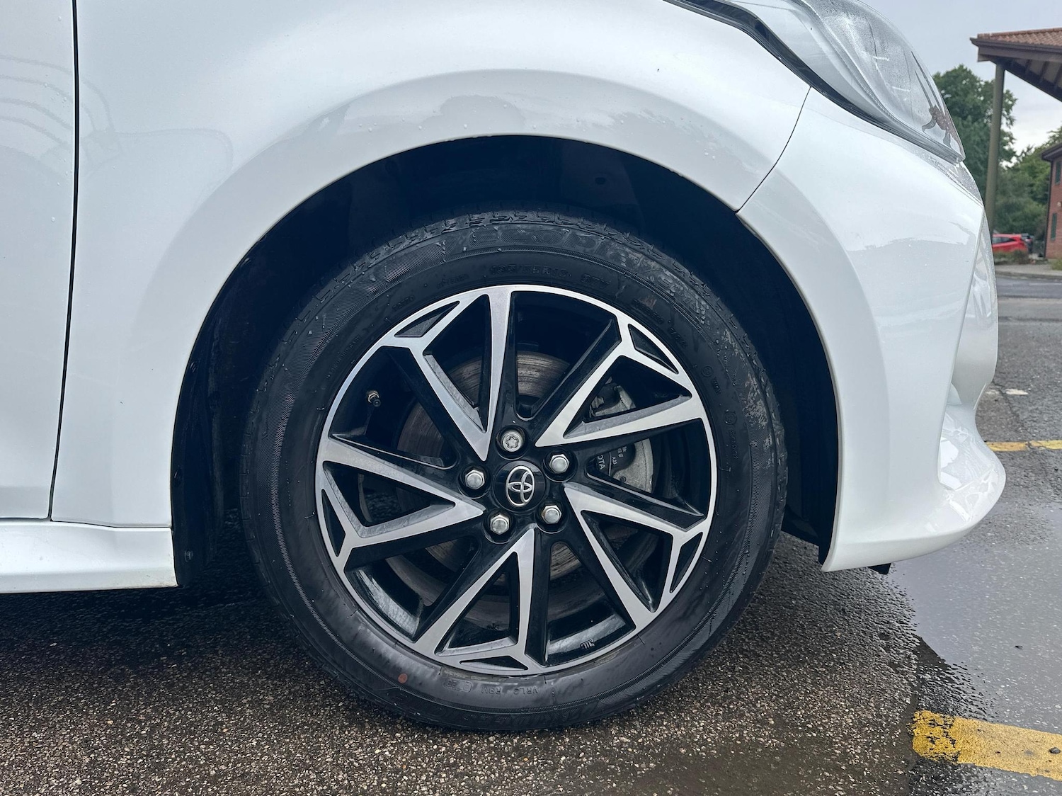 Used Toyota Yaris 2023 for sale - 76647382: Photo 18