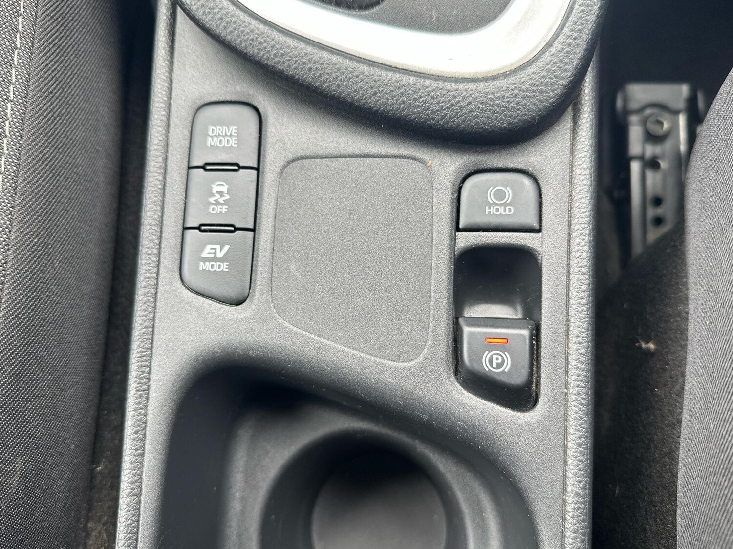 Used Toyota Yaris 2023 for sale - 76647382: Photo 20