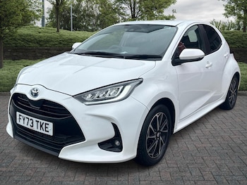 Used Toyota Yaris 2023 for sale - 76647382: Photo