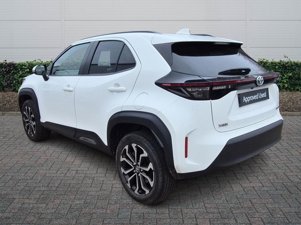 Used Toyota Yaris Cross 2023 for sale - 78088243: Photo 2