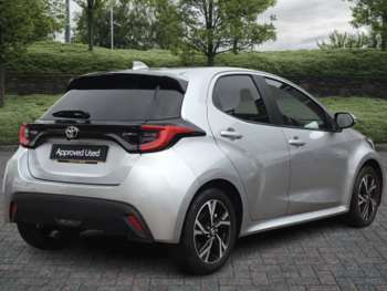 Used Toyota Yaris 2024 for sale - 74740175: Photo