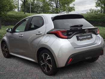 Used Toyota Yaris 2024 for sale - 74740175: Photo