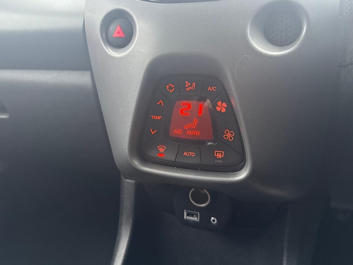 Used Toyota AYGO 2019 for sale - 77401186: Photo 13