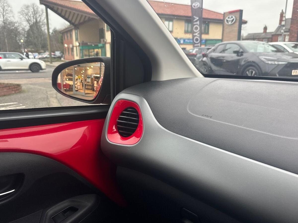 Used Toyota AYGO 2019 for sale - 77401186: Photo 19