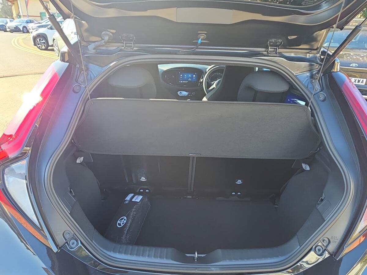 Used Toyota Aygo X 2024 for sale - 77785638: Photo 10