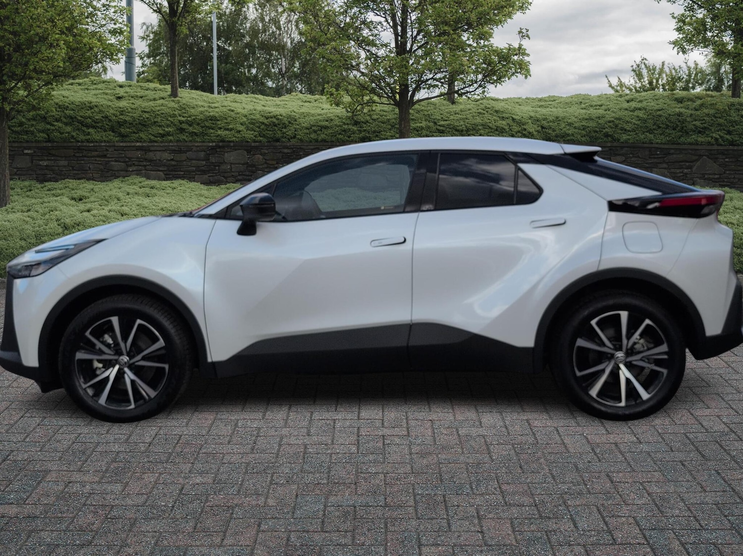 Used Toyota C-HR 2025 for sale - 77739424: Photo 17