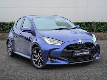 Used Toyota Yaris 2023 for sale - 77401197: Photo