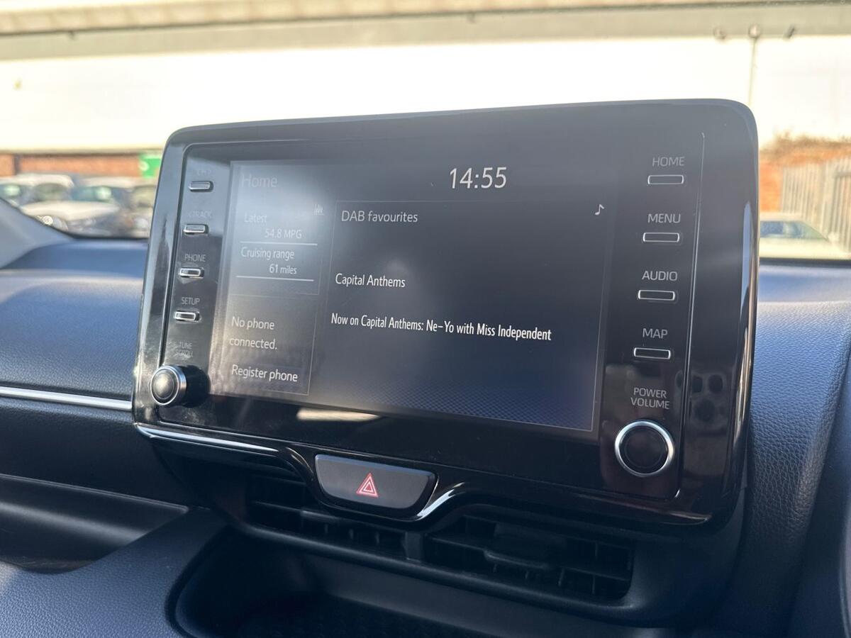 Used Toyota Yaris 2021 for sale - 77941557: Photo 11