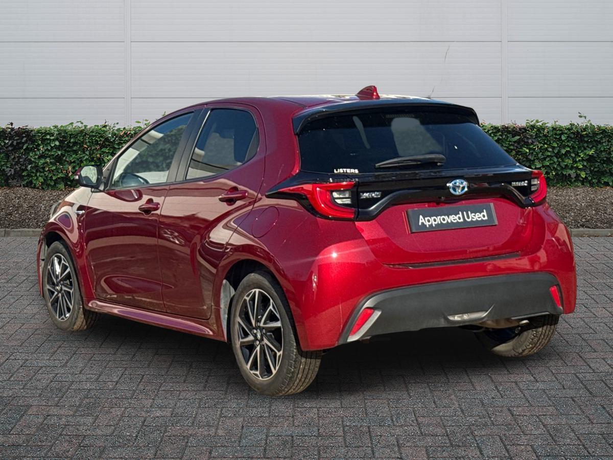 Used Toyota Yaris 2021 for sale - 77941557: Photo 2