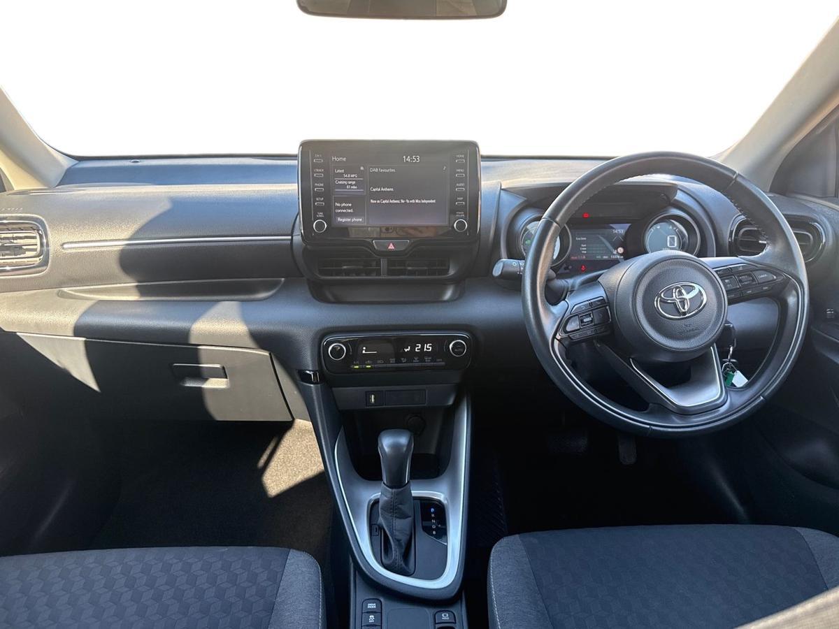 Used Toyota Yaris 2021 for sale - 77941557: Photo 8