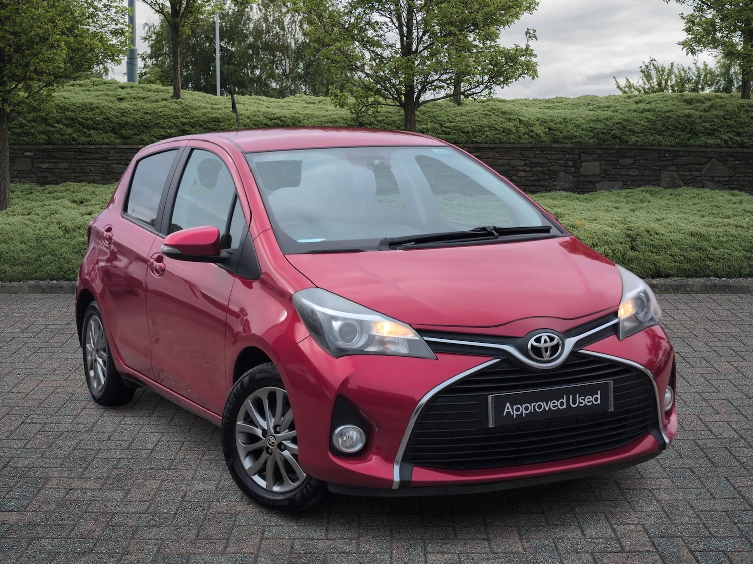 Used Toyota Yaris 2016 for sale - 76190633: Photo 1