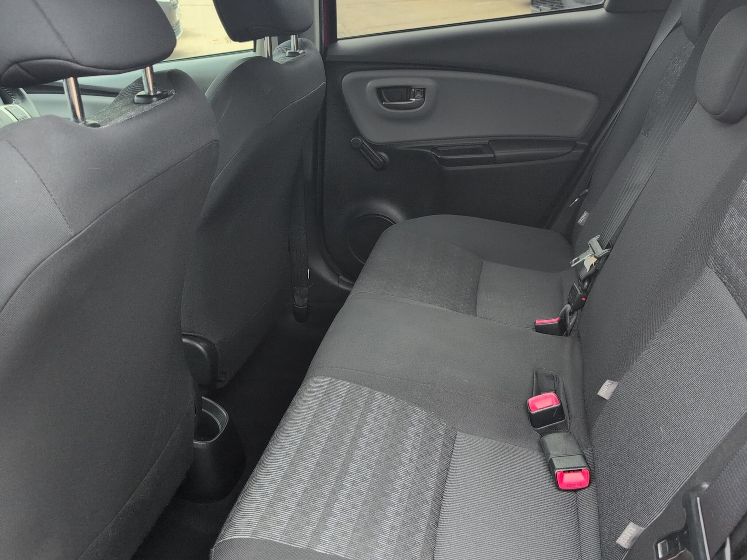 Used Toyota Yaris 2016 for sale - 76190633: Photo 12