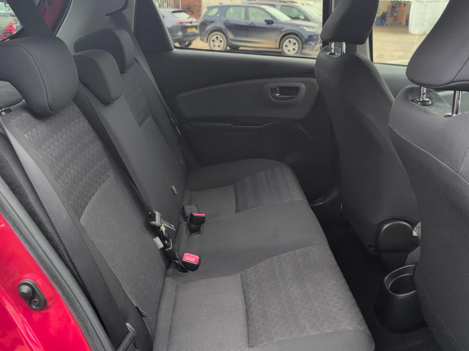 Used Toyota Yaris 2016 for sale - 76190633: Photo 13