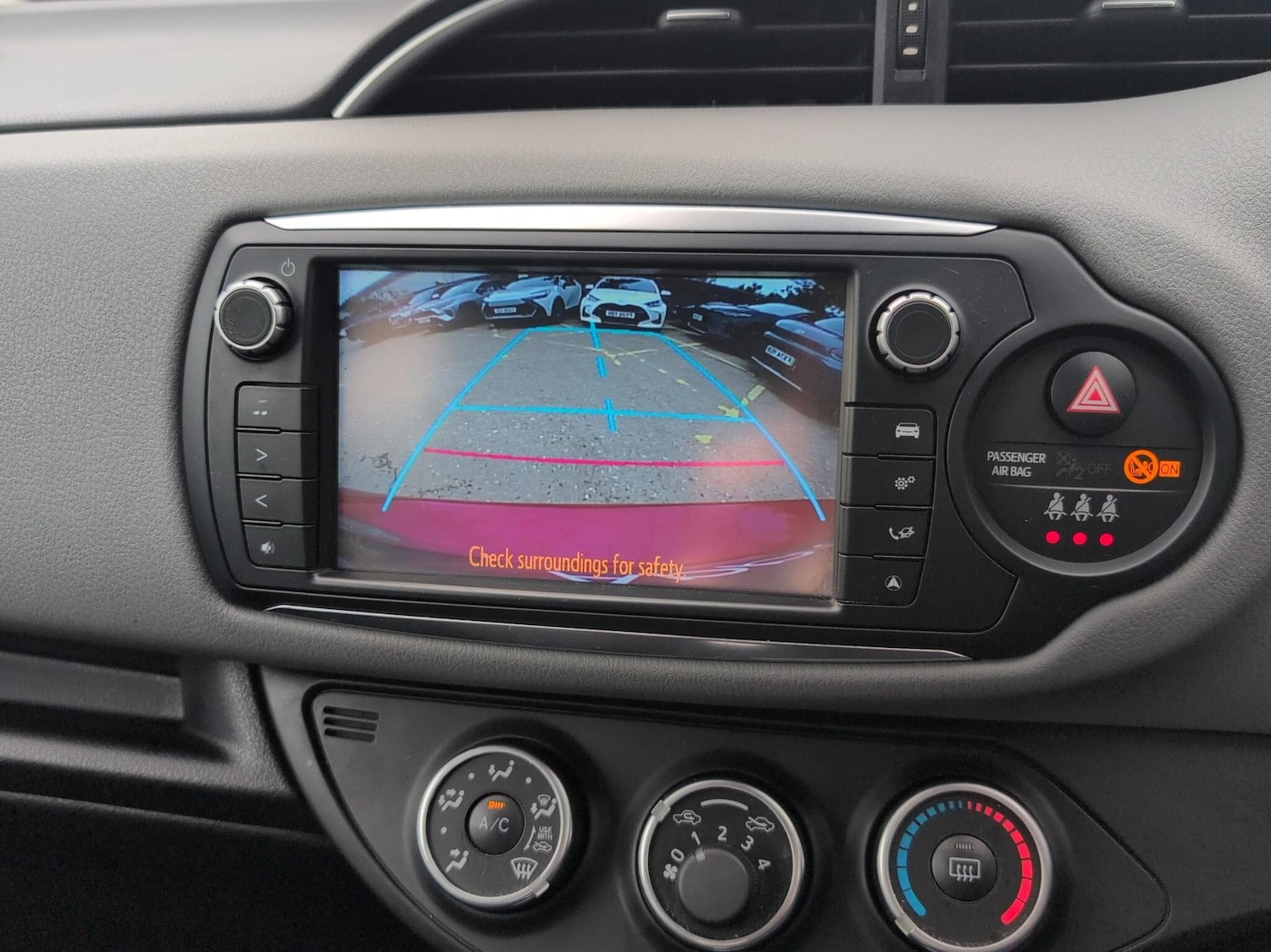 Used Toyota Yaris 2016 for sale - 76190633: Photo 20