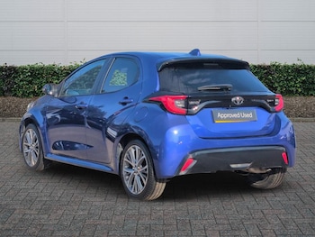 Used Toyota Yaris 2025 for sale - 77724927: Photo