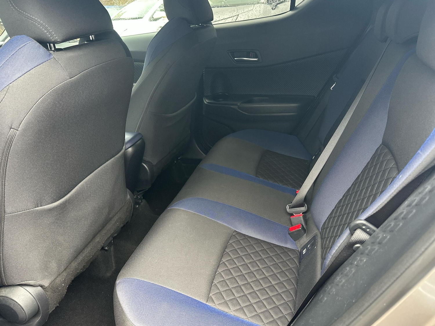 Used Toyota C-HR 2020 for sale - 76716818: Photo 12