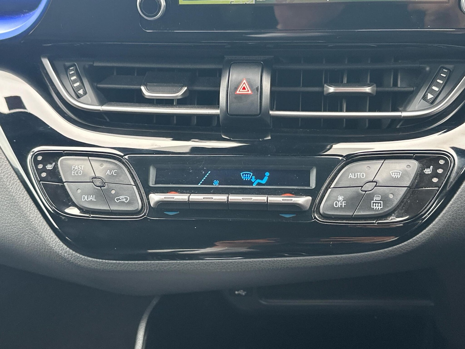 Used Toyota C-HR 2020 for sale - 76716818: Photo 22