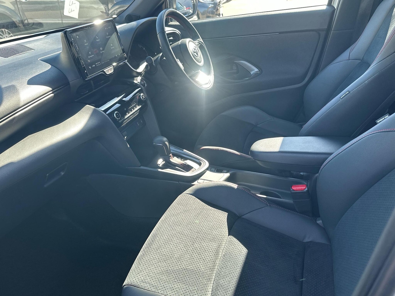 Used Toyota Yaris 2024 for sale - 76044001: Photo 10