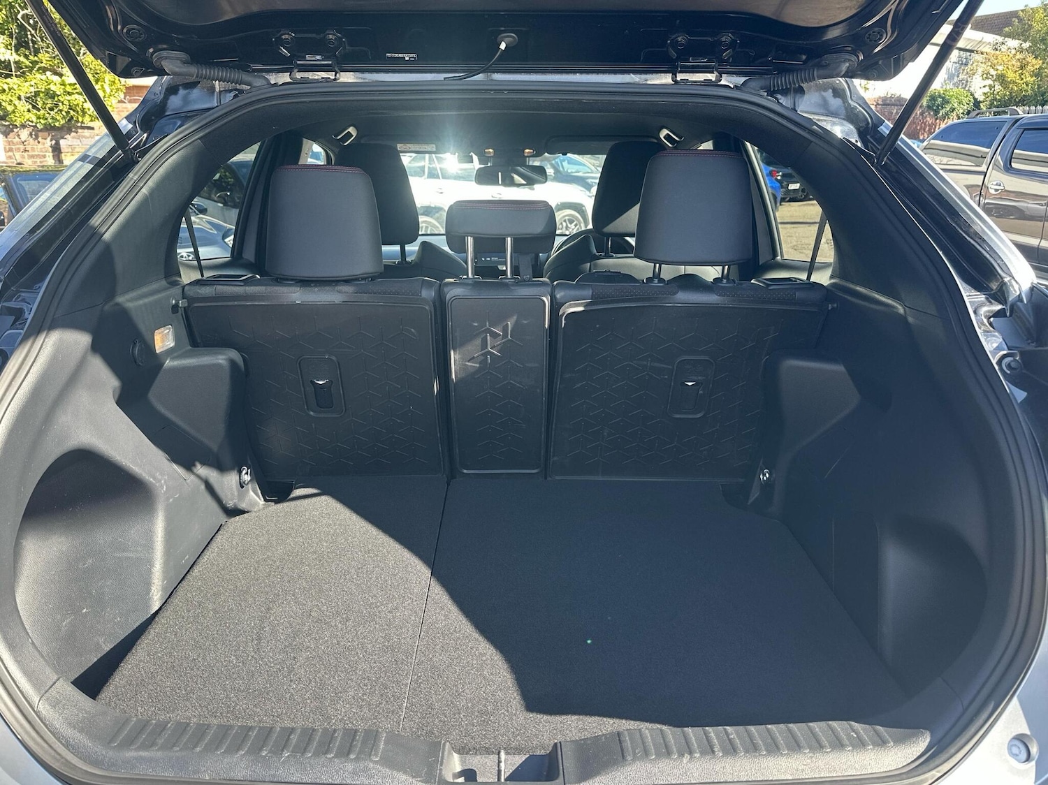 Used Toyota Yaris 2024 for sale - 76044001: Photo 14