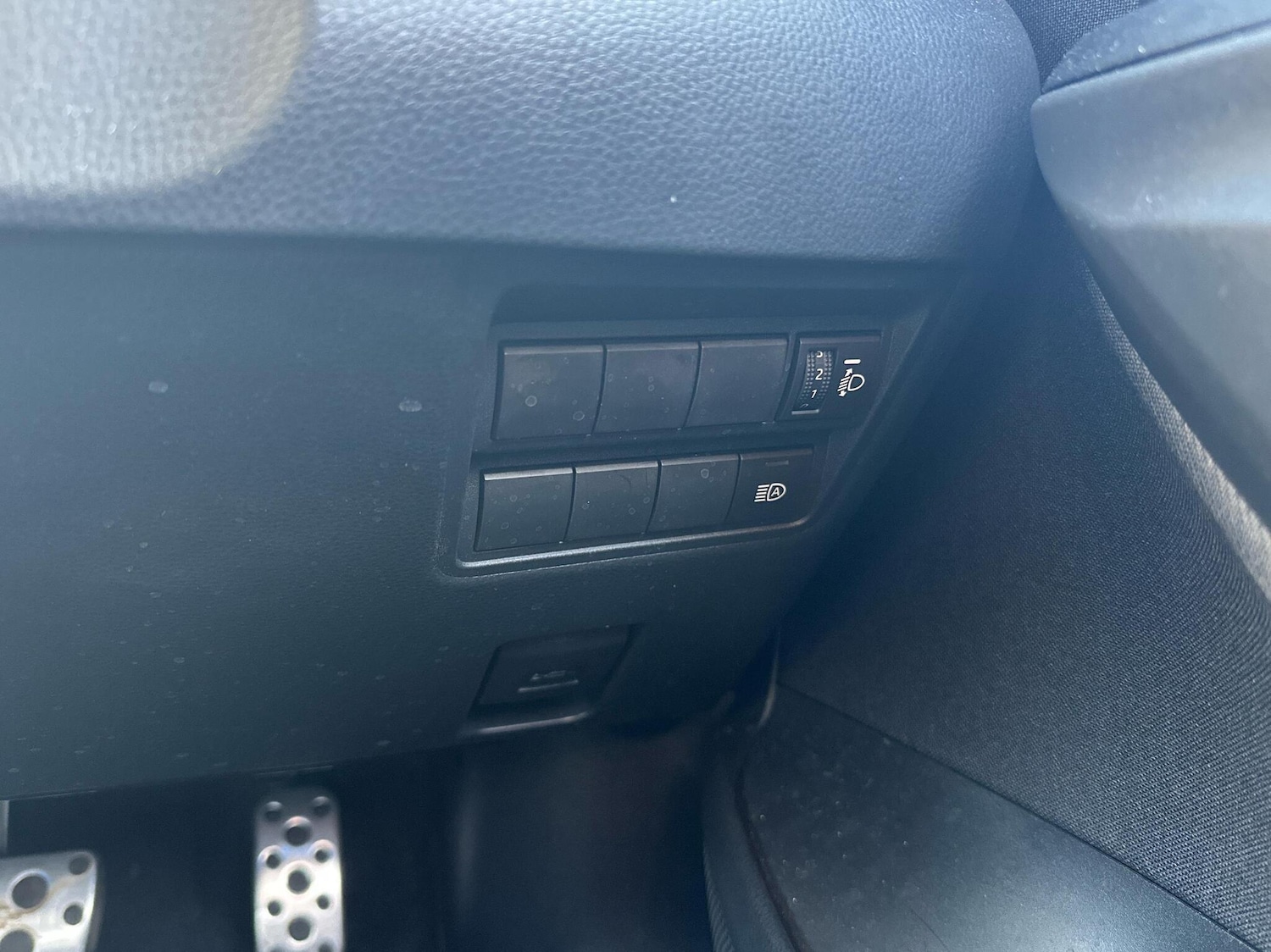 Used Toyota Yaris 2024 for sale - 76044001: Photo 21